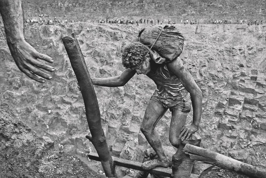 Sebastiao-Salgado-8.jpeg